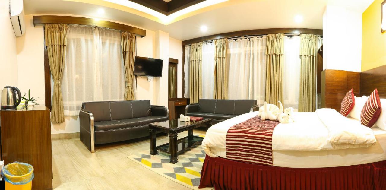Hotel Lakeside Pvt. Ltd. Pokhara Luaran gambar