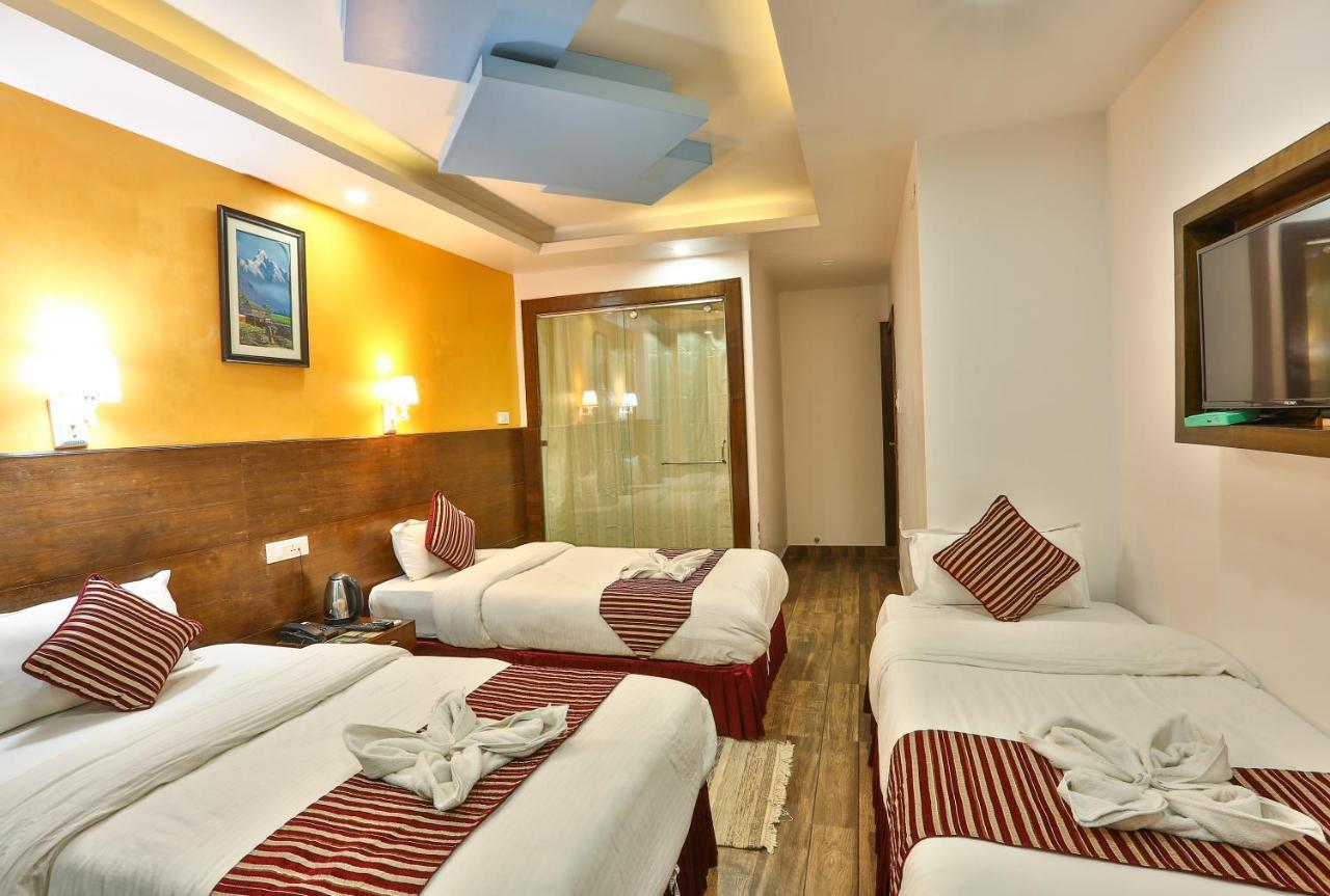 Hotel Lakeside Pvt. Ltd. Pokhara Luaran gambar